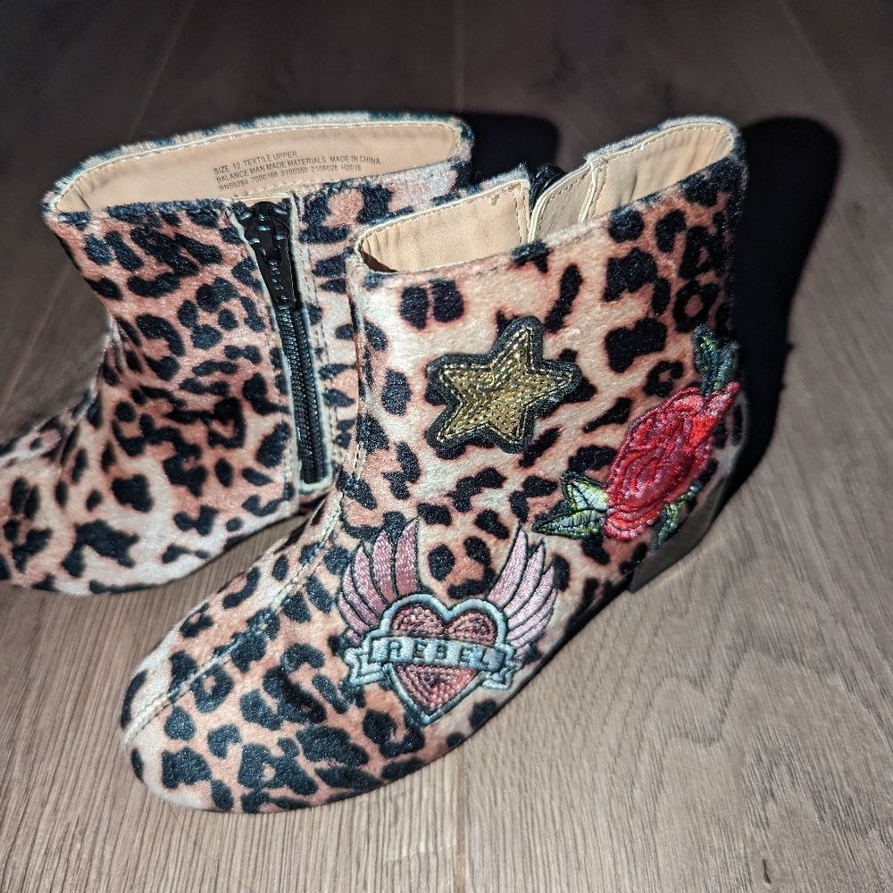 Girl's booties  - Picture 5 of 8